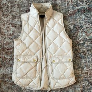 Cream jcrew down vest XS